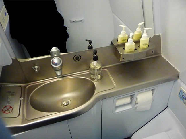 Cathay Pacific Bathroom