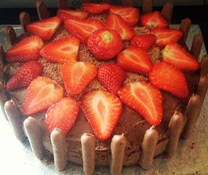 Lilys Chocolate & Strawberry Cake